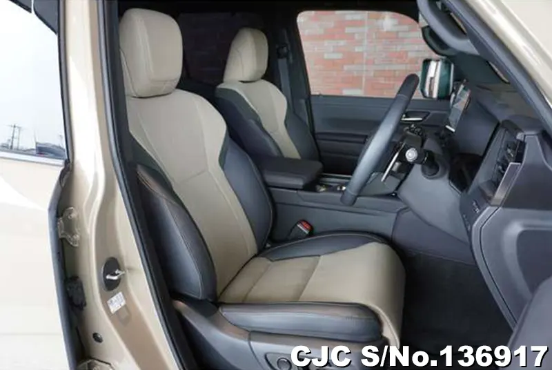 Lexus GX 550 in Brown for Sale Image 8