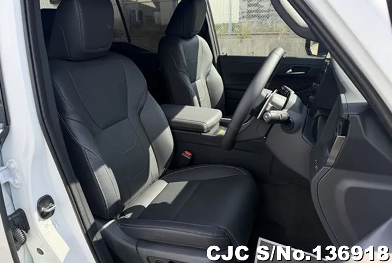 Lexus GX 550 in Pearl for Sale Image 12