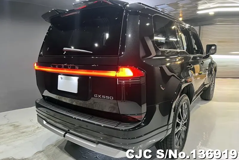Lexus GX 550 in Black for Sale Image 2