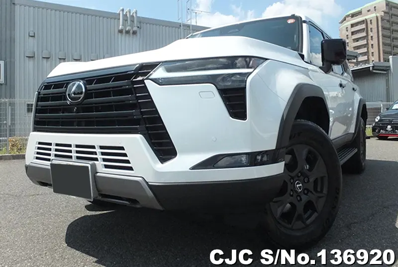 Lexus GX 550 in Pearl for Sale Image 3