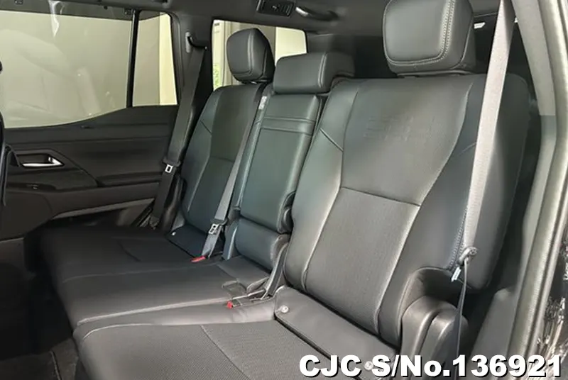 Lexus GX 550 in Black for Sale Image 8