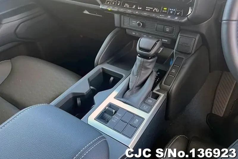 Toyota Land Cruiser 250 in Pearl for Sale Image 14