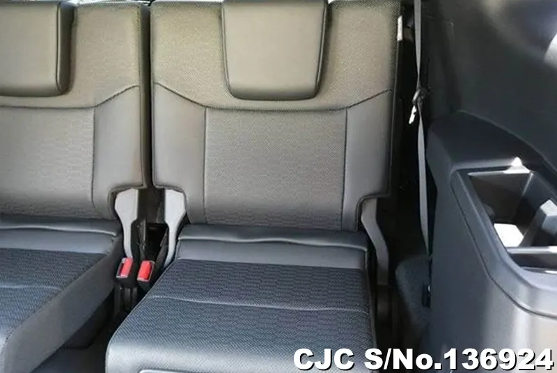 Toyota Land Cruiser 250 in Black for Sale Image 15