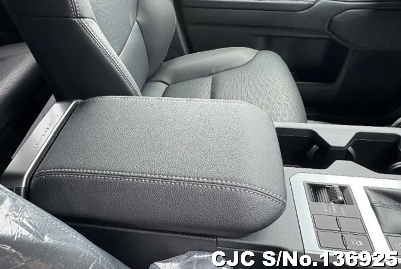 Toyota Land Cruiser 250 in Gray for Sale Image 8