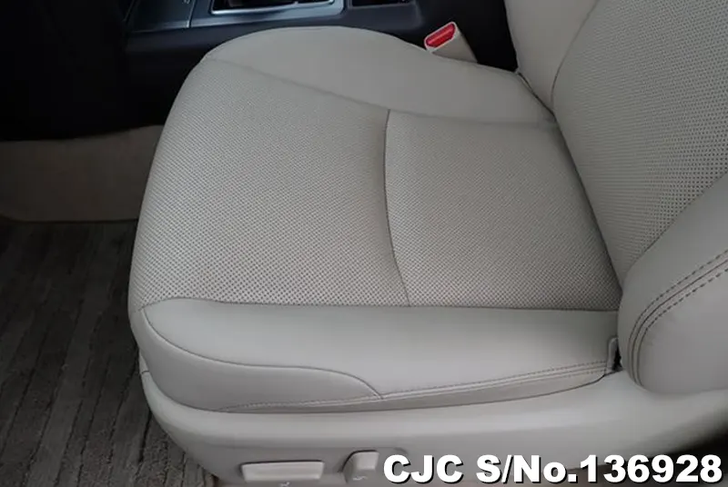 Toyota Land Cruiser Prado in Black for Sale Image 16