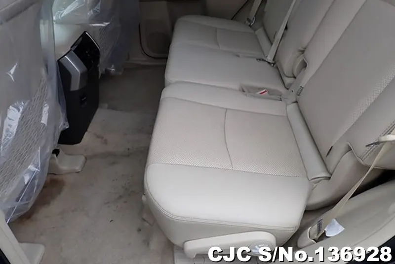 Toyota Land Cruiser Prado in Black for Sale Image 22