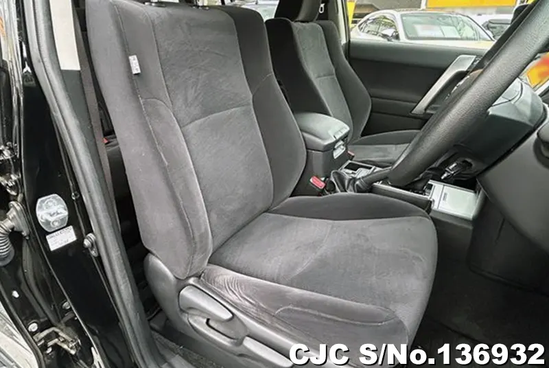 Toyota Land Cruiser Prado in Black for Sale Image 10