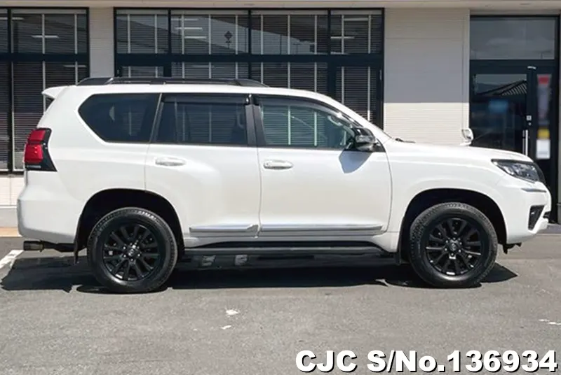 Toyota Land Cruiser Prado in Pearl for Sale Image 3