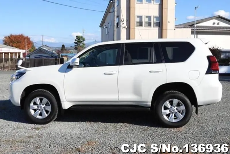 Toyota Land Cruiser Prado in Pearl for Sale Image 7