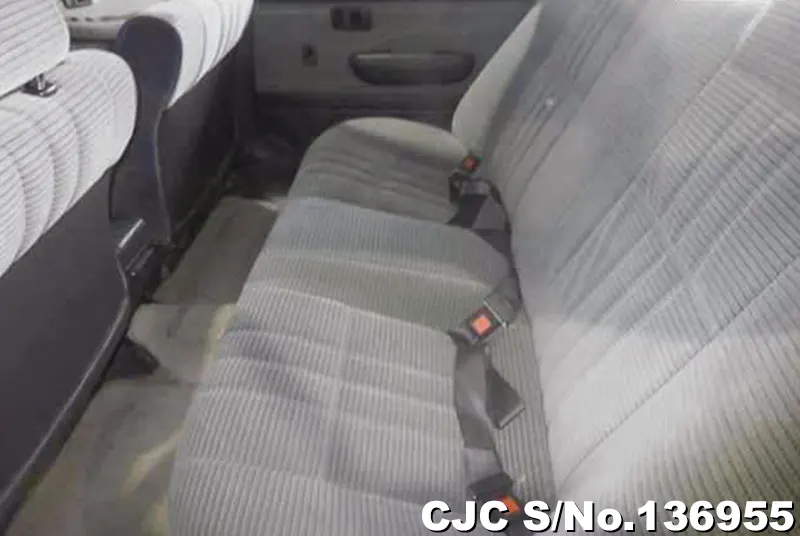 Toyota Carina in Green for Sale Image 7