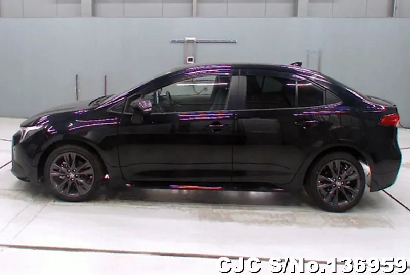 Toyota Corolla in Black for Sale Image 5