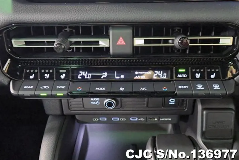Toyota Land Cruiser 250 in Pearl for Sale Image 16