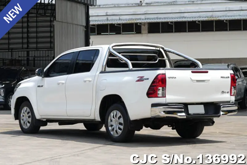 Toyota Hilux in White for Sale Image 1