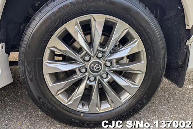 Toyota Land Cruiser in Pearl for Sale Image 19