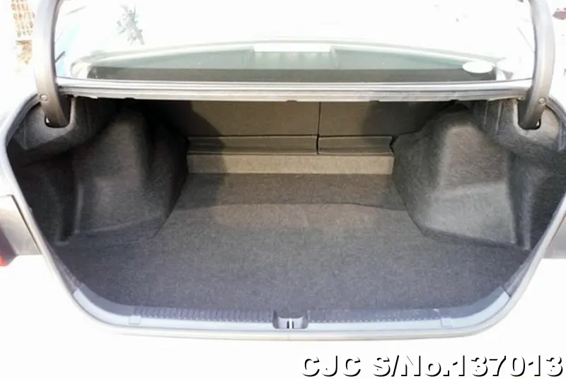 Toyota Mark X in Silver for Sale Image 8