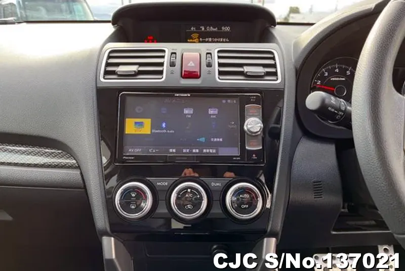 Subaru Forester in White for Sale Image 19