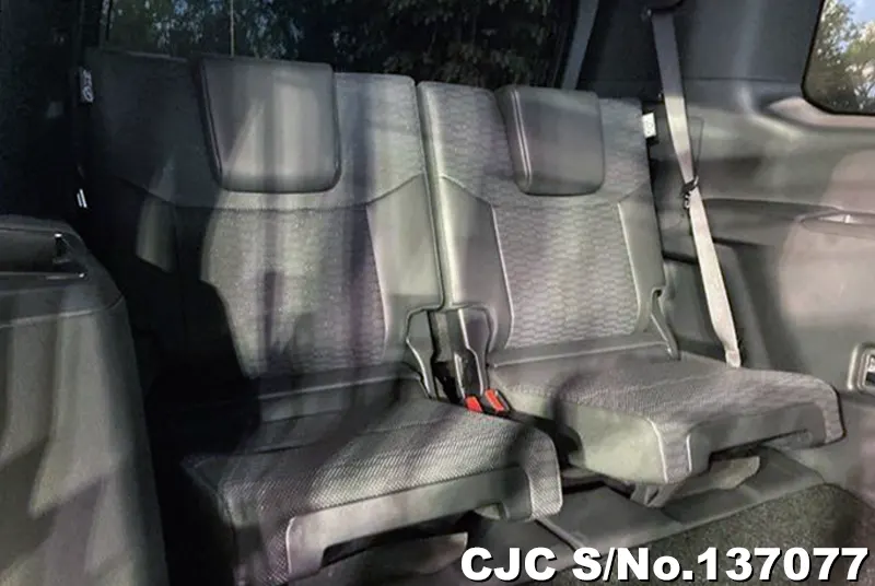 Toyota Land Cruiser 250 in Pearl for Sale Image 9