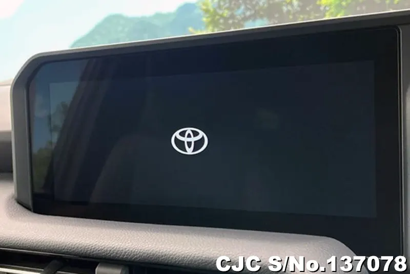 Toyota Land Cruiser 250 in Pearl for Sale Image 8