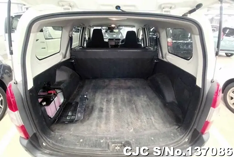 Toyota Probox in White for Sale Image 8