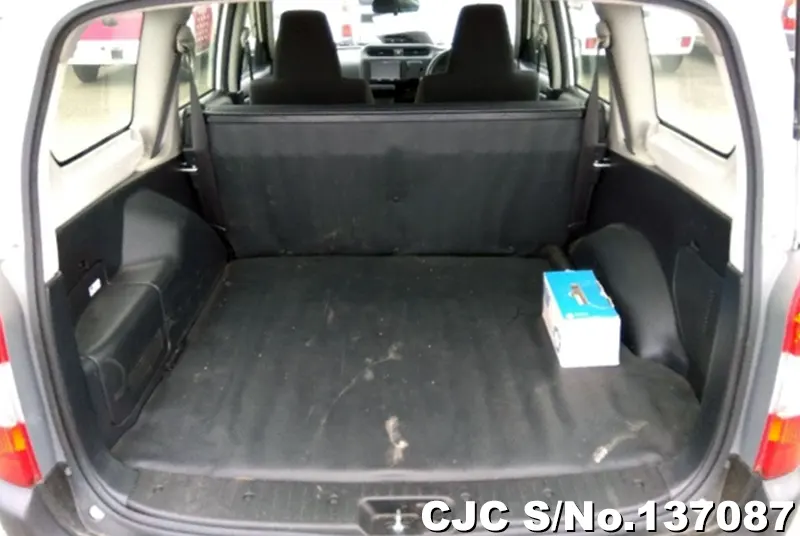 Toyota Probox in White for Sale Image 2
