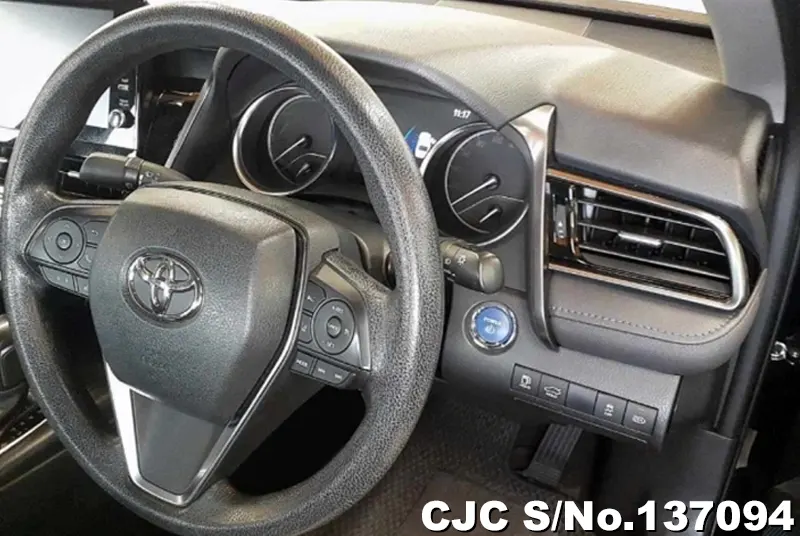 Toyota Camry in Black for Sale Image 8