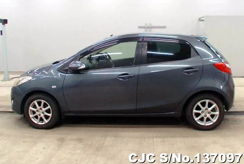 Mazda Demio in  for Sale Image 5