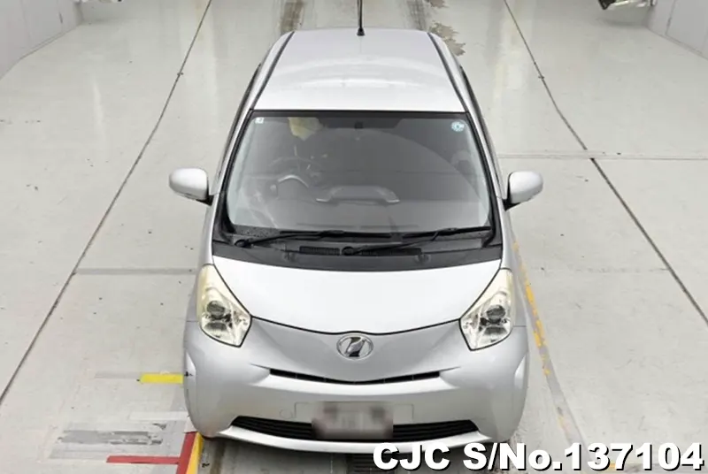 Toyota IQ in Silver for Sale Image 4