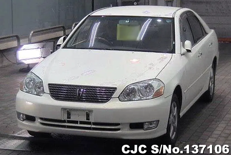 Toyota Mark II in White for Sale Image 3