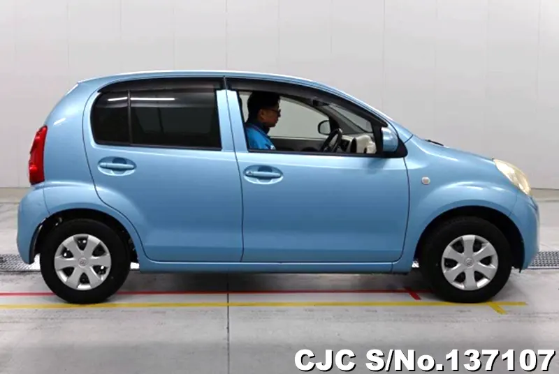 Toyota Passo in Light Blue for Sale Image 6