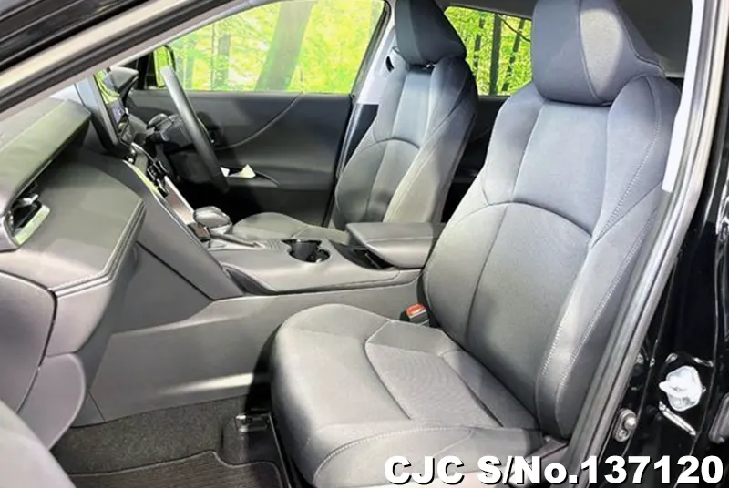 Toyota Harrier in Black for Sale Image 10