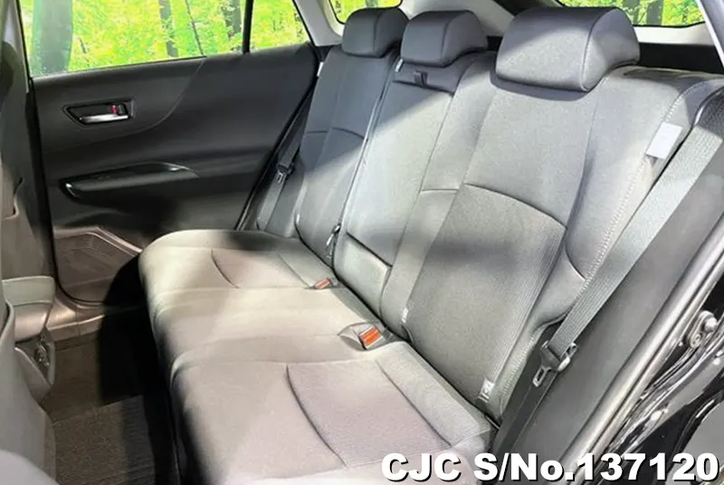Toyota Harrier in Black for Sale Image 12