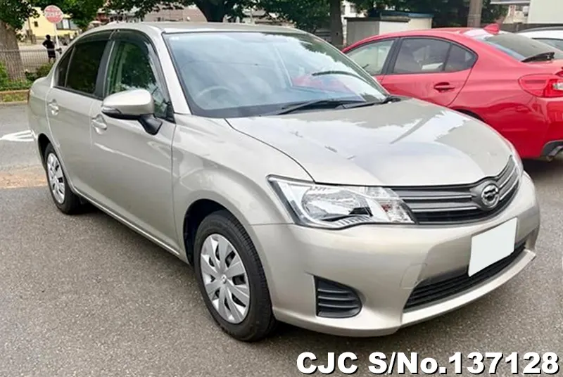 Toyota / Corolla Axio 2015