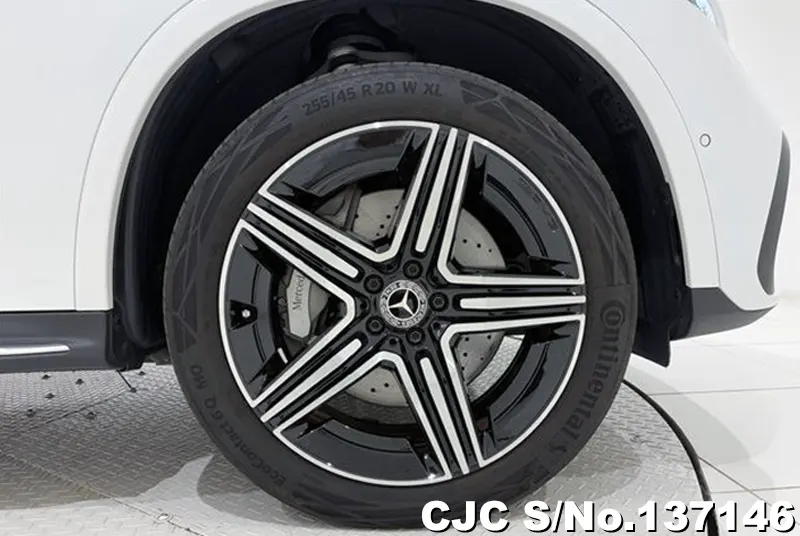 Mercedes Benz GLC Class in White for Sale Image 12