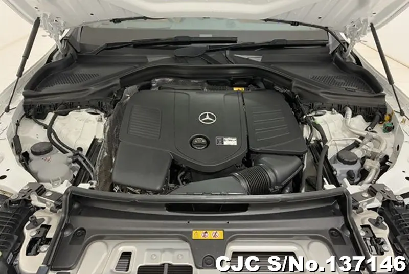 Mercedes Benz GLC Class in White for Sale Image 13