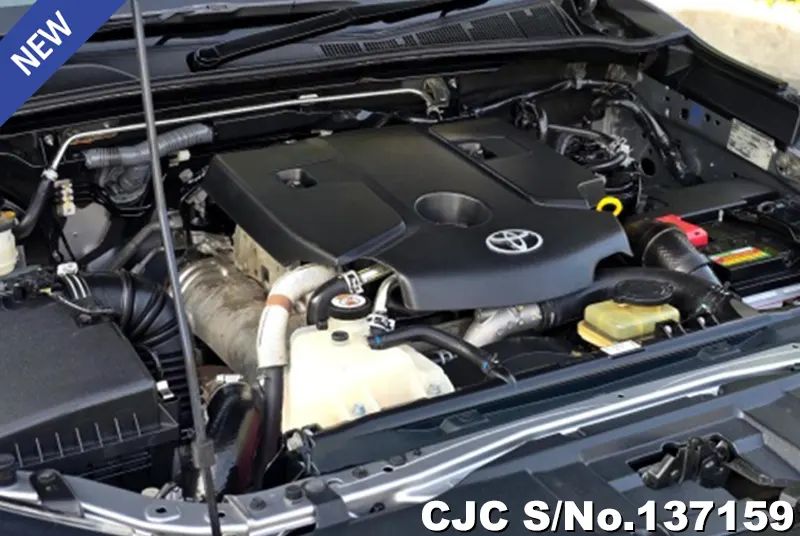 Toyota Fortuner in Gray for Sale Image 12
