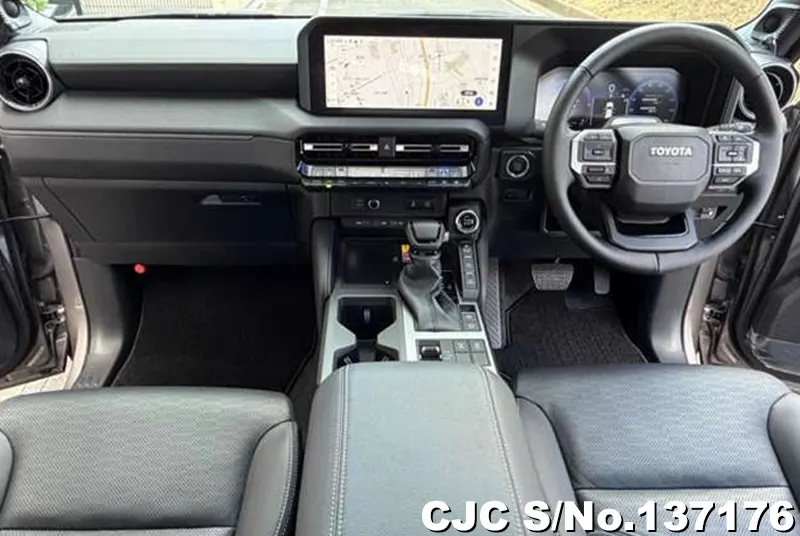 Toyota Land Cruiser 250 in Avant Garde Bronze for Sale Image 8