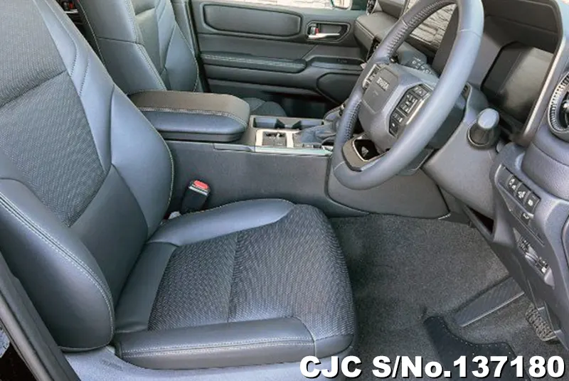 Toyota Land Cruiser 250 in Battle Gray for Sale Image 9