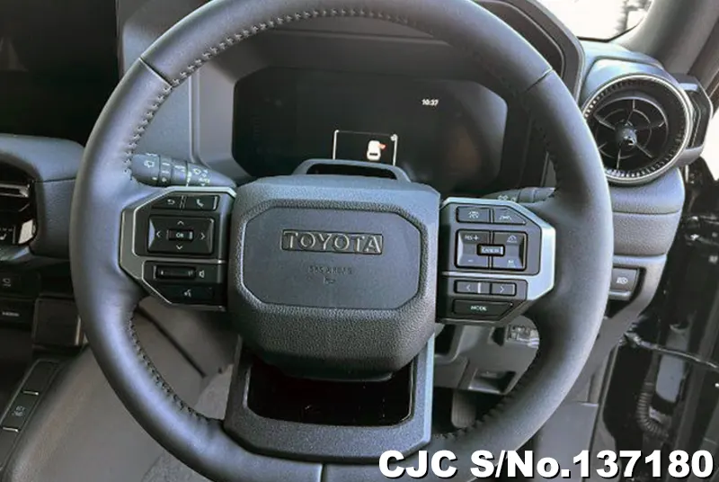 Toyota Land Cruiser 250 in Battle Gray for Sale Image 13