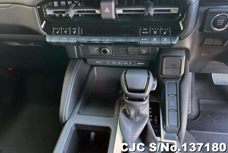Toyota Land Cruiser 250 in Battle Gray for Sale Image 16