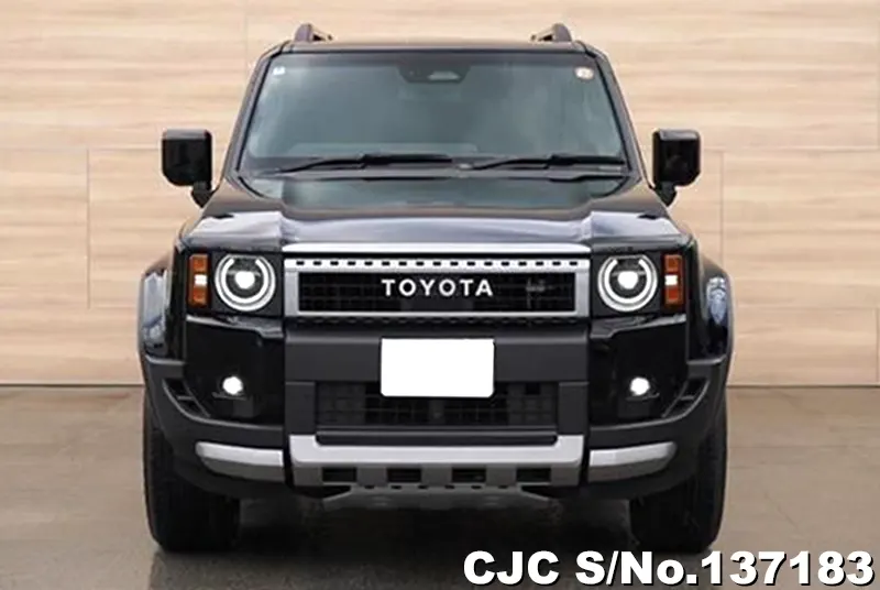 Toyota Land Cruiser 250 in Black for Sale Image 2