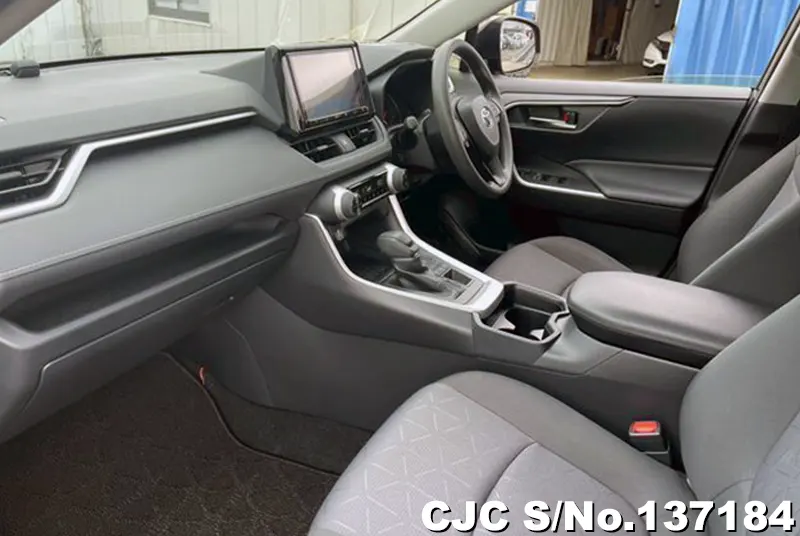 Toyota Rav4 in Black for Sale Image 6