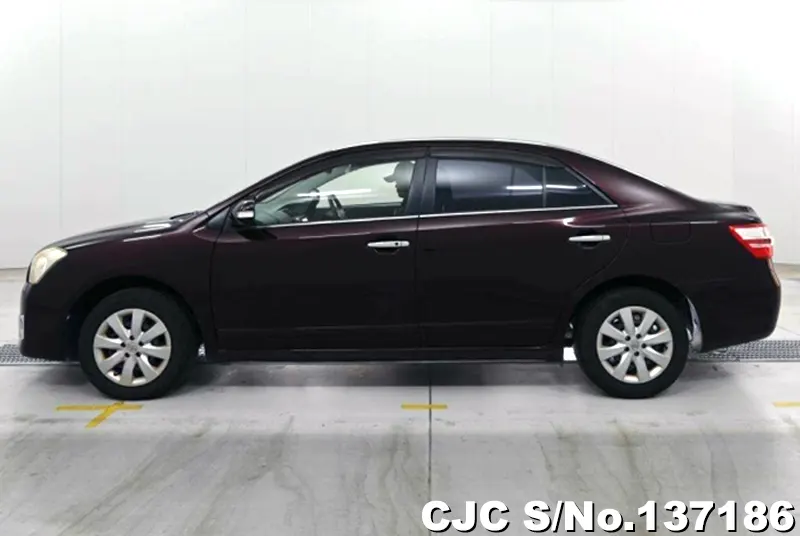 Toyota Premio in Wine for Sale Image 7