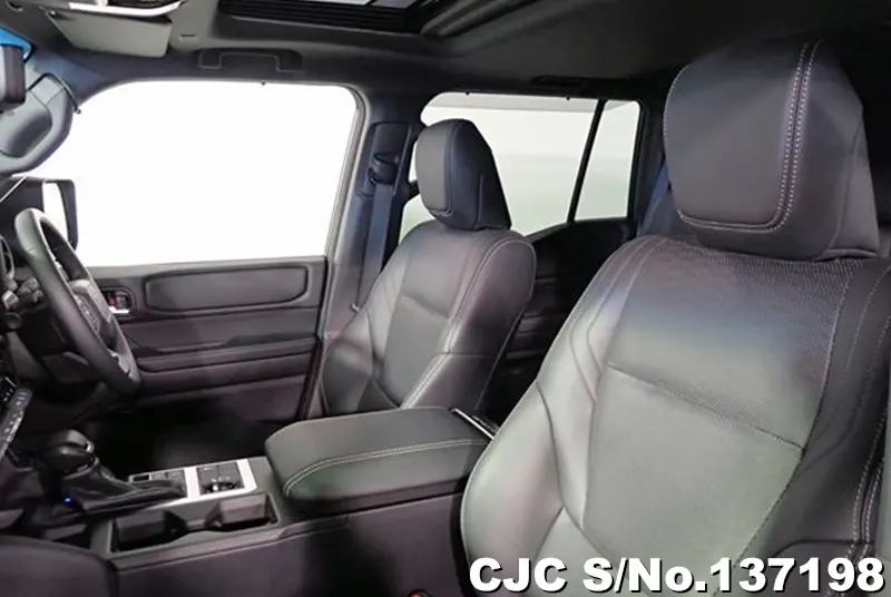 Toyota Land Cruiser 250 in Black for Sale Image 11