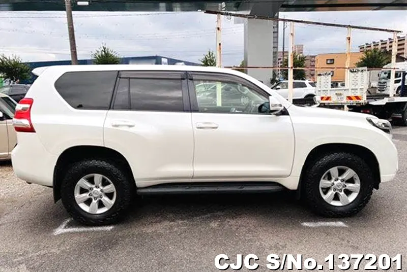 Toyota Land Cruiser Prado in Pearl for Sale Image 6