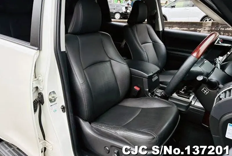 Toyota Land Cruiser Prado in Pearl for Sale Image 10