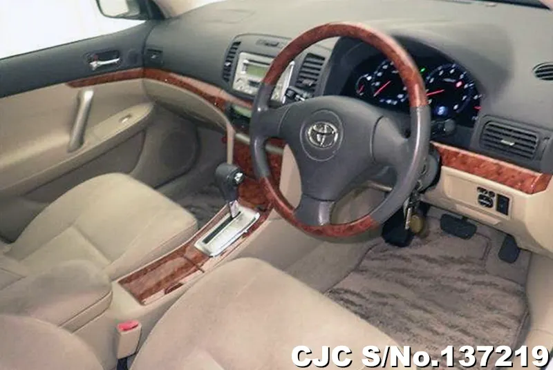 Toyota Premio in White for Sale Image 2