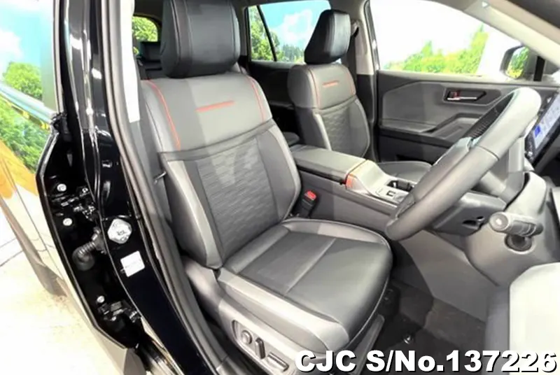 Toyota Rav4 in Black for Sale Image 2
