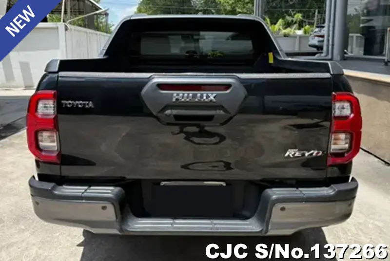 Toyota Hilux in Black for Sale Image 4