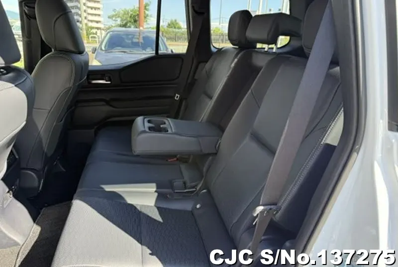 Toyota Land Cruiser 250 in Pearl for Sale Image 11
