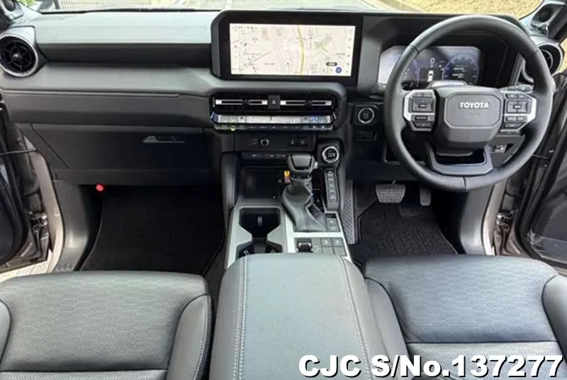 Toyota Land Cruiser 250 in Gray for Sale Image 9